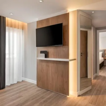 Express & By Ihg 3* 포티마오