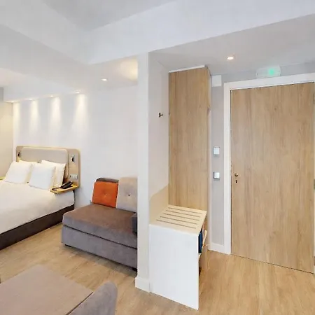 Express & By Ihg 3* 포티마오