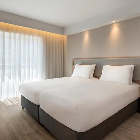 Express & By Ihg 호텔