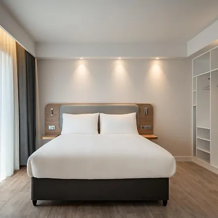 Express & By Ihg 호텔 포티마오